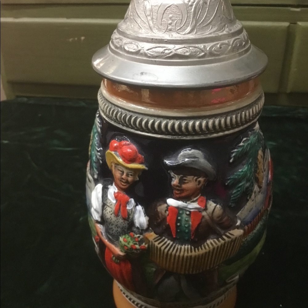 BEER STEIN BLACK FOREST